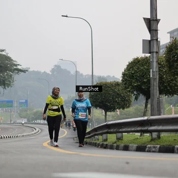 Runner Photo 7034771