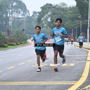 Runner Photo 7034781