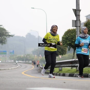 Runner Photo 7034784