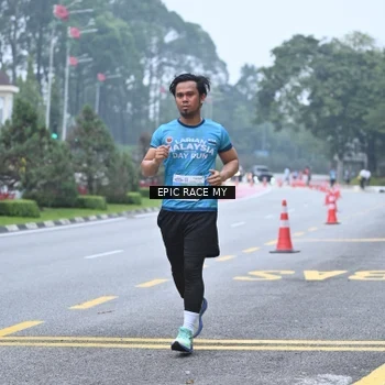 Runner Photo 7034790