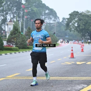 Runner Photo 7034792