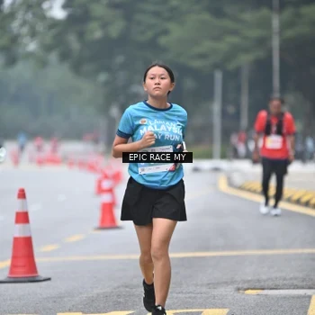Runner Photo 7034798