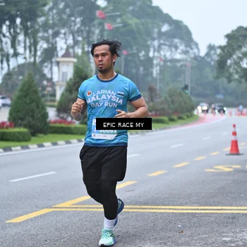 Runner Photo 7034805