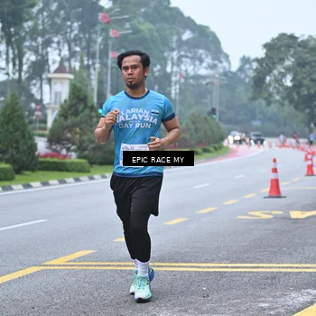 Runner Photo 7034812