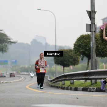 Runner Photo 7034825