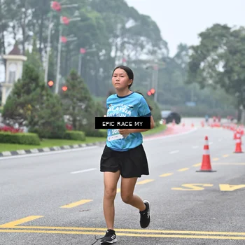 Runner Photo 7034830