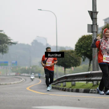 Runner Photo 7034848