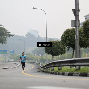 Runner Photo 7034854