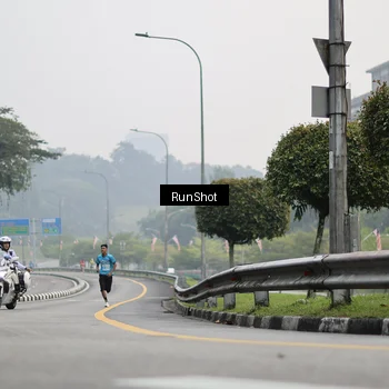 Runner Photo 7034861