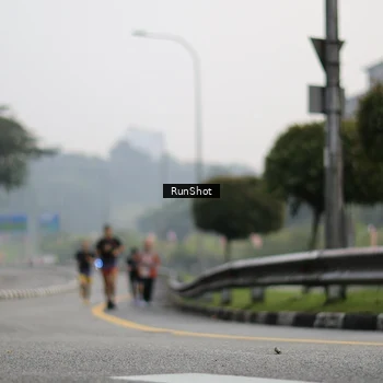 Runner Photo 7034871