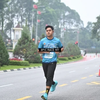 Runner Photo 7034890