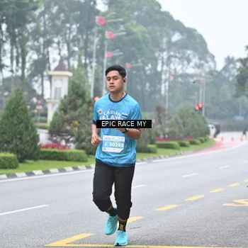 Runner Photo 7034891