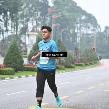 Runner Photo 7034911