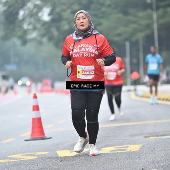 Runner Photo 7034916