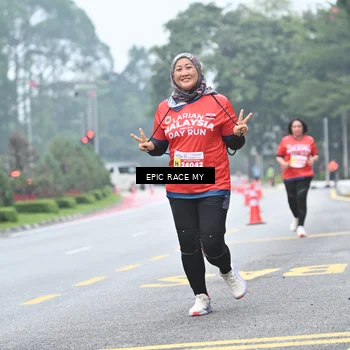 Runner Photo 7034917