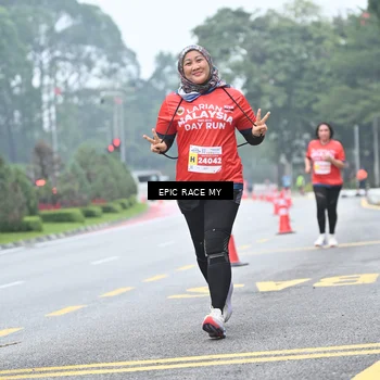 Runner Photo 7034923