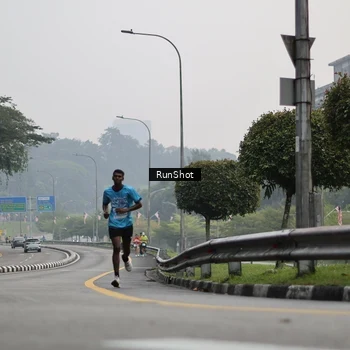 Runner Photo 7034925