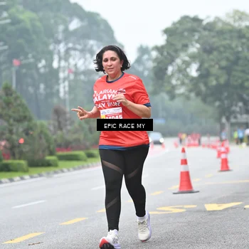 Runner Photo 7034949