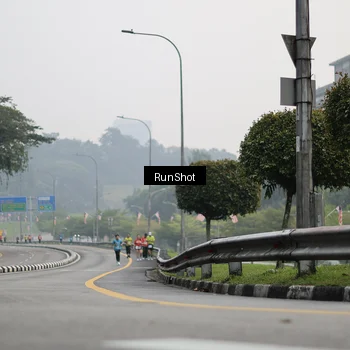 Runner Photo 7034950