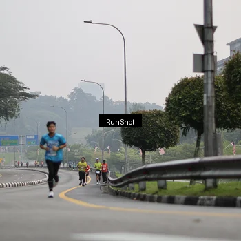 Runner Photo 7034959