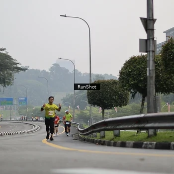 Runner Photo 7034976