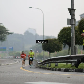 Runner Photo 7034983