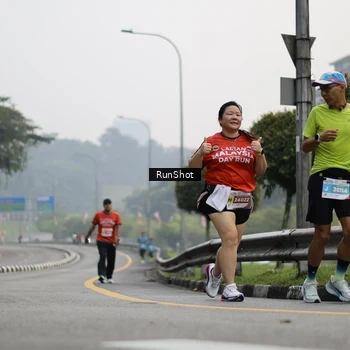 Runner Photo 7034992