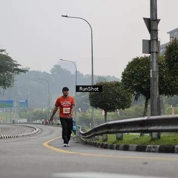 Runner Photo 7034998