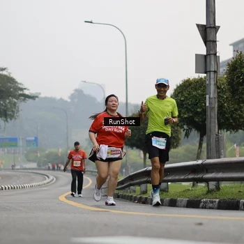 Runner Photo 7035007