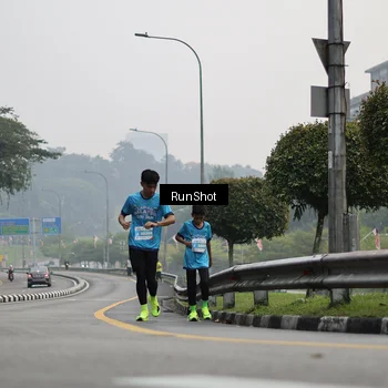 Runner Photo 7035025