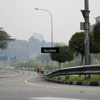 Runner Photo 7035037