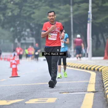 Runner Photo 7035070