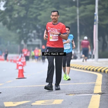 Runner Photo 7035073