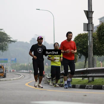 Runner Photo 7035079