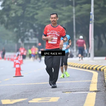Runner Photo 7035082