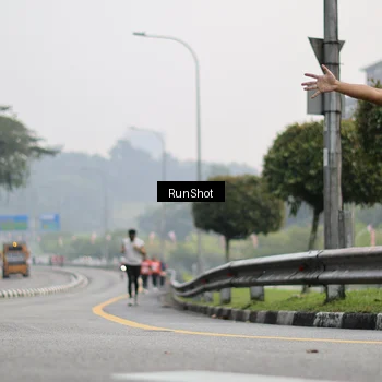 Runner Photo 7035084