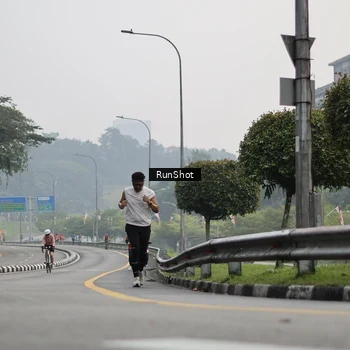 Runner Photo 7035108