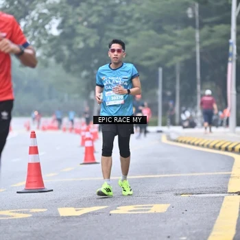 Runner Photo 7035120