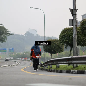 Runner Photo 7035144