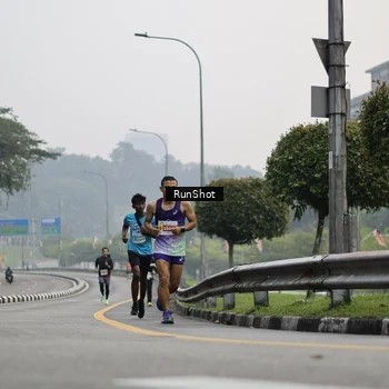 Runner Photo 7035149