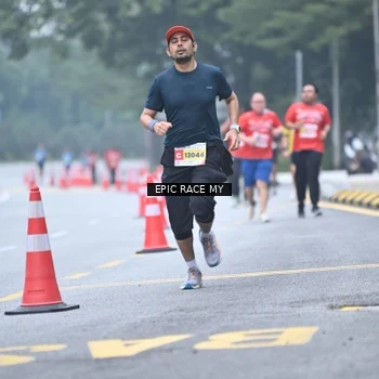 Runner Photo 7035153