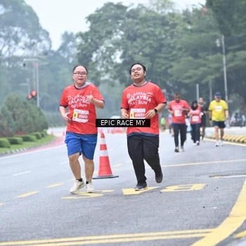 Runner Photo 7035229