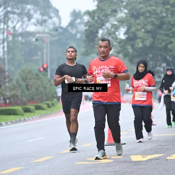 Runner Photo 7035239