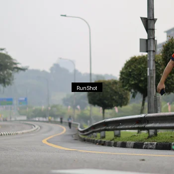 Runner Photo 7035246