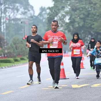 Runner Photo 7035251