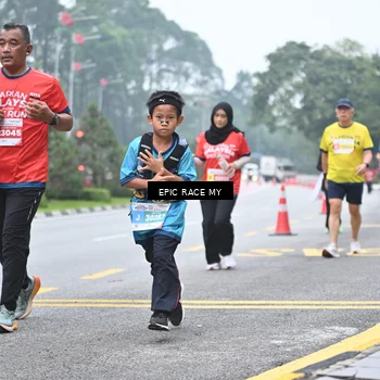 Runner Photo 7035286