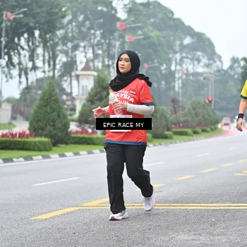 Runner Photo 7035311