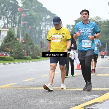 Runner Photo 7035315