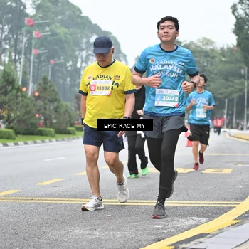 Runner Photo 7035332