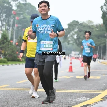 Runner Photo 7035333